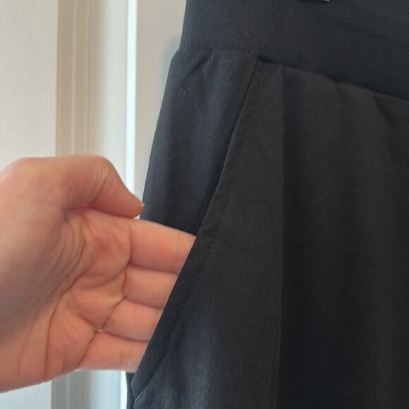 Badgley Mischka Black French Terry Jogger Pants Embroidered Patch Size XL NWT - Picture 3 of 9